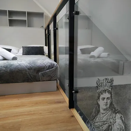 Hugo Vip Apartments-2