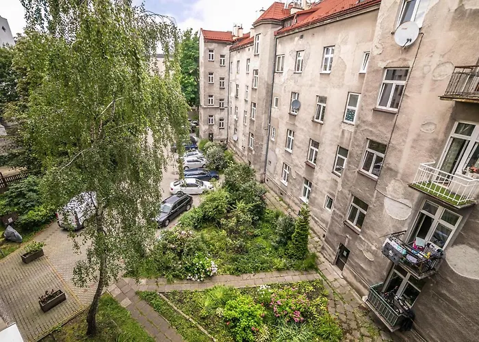 Vistula River Modern Apartment By Bookinghost